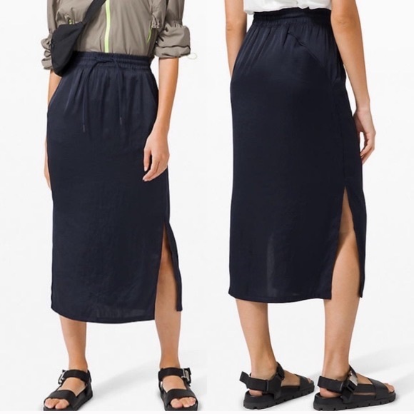 lululemon athletica Dresses & Skirts - Lululemon Glide Slip Away Skirt Size 6